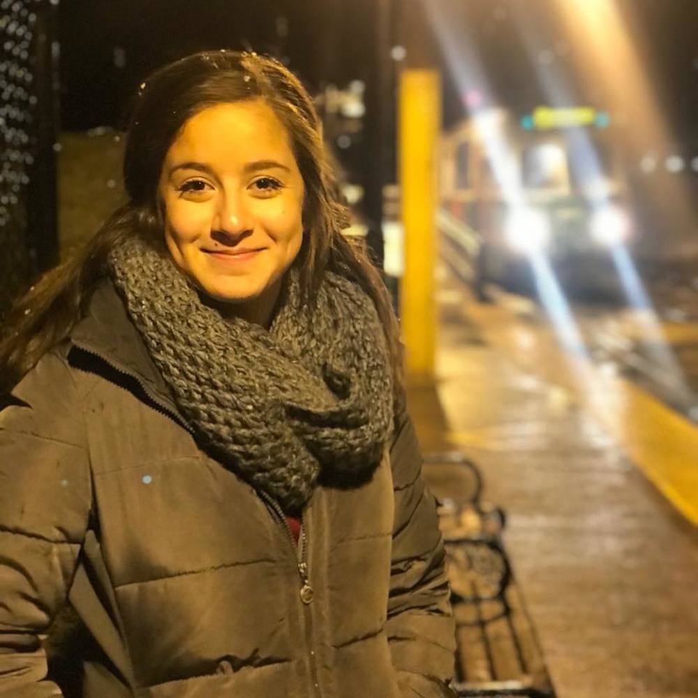 Meet your Posher, Danielle